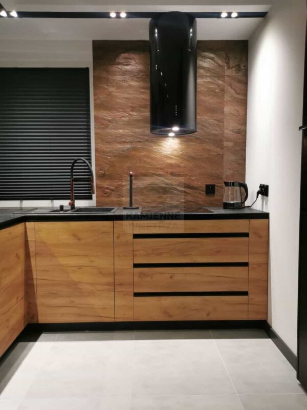 8276 Corten kamenná dyha 122x244x0,2 cm